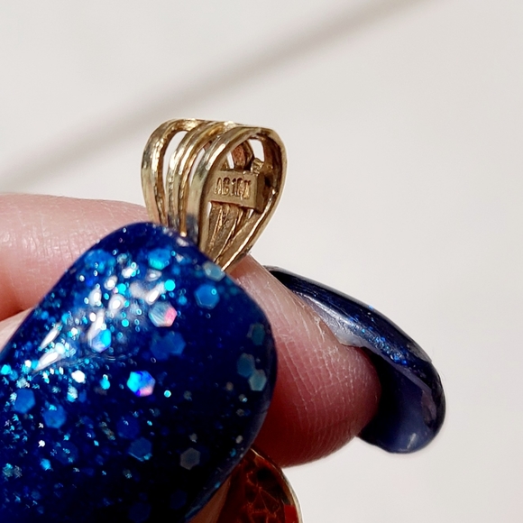10k Real Solid Gold Pendant. - Picture 4 of 12
